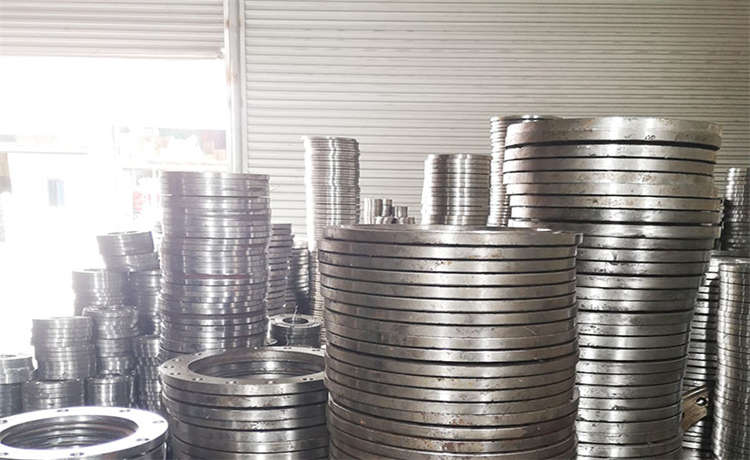 1500mm螺旋管，崇左219螺旋鋼管，流體輸送螺旋管，煙囪鋼管廠家