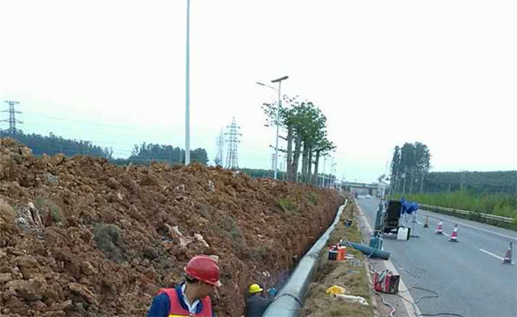 610鋼管樁廠家，卷板鋼護(hù)筒廠家，2620mm螺旋焊管，dn2000螺旋焊管